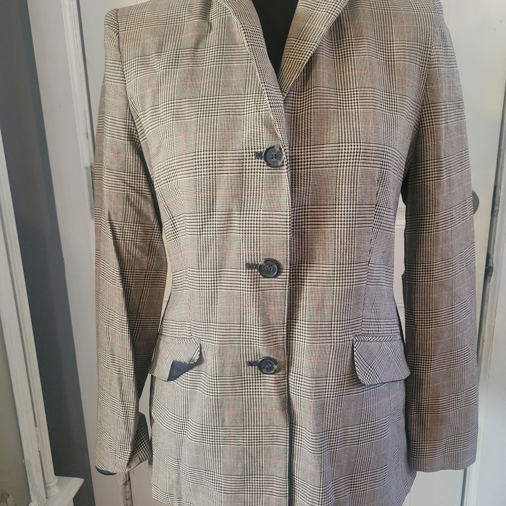 Dressbarn Checkered Blazer in Black and Gray